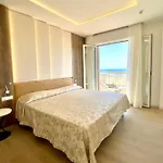Hotel Eden 3*
