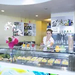 Eden Отель